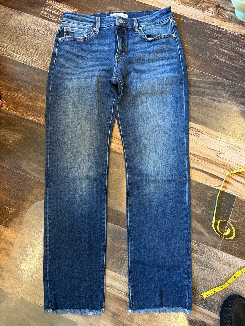 KanCan for Maurices Straight Leg Raw Hem Jeans Dark Wash Size 28